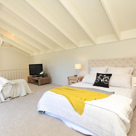 Cedar Park Bed & Breakfast Tamahere Chambre photo